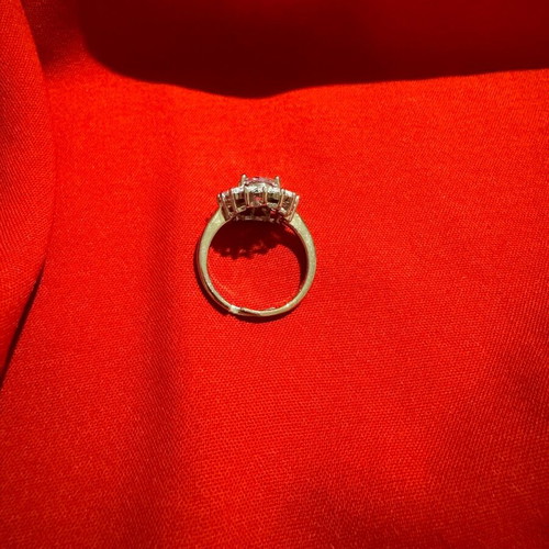 Cocktail ring silver rosette fashion jewelry with pink stone like new