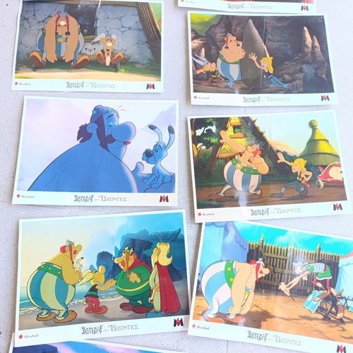 Astérix et les Vikings Cinema-Used Lobby Card Set of 13