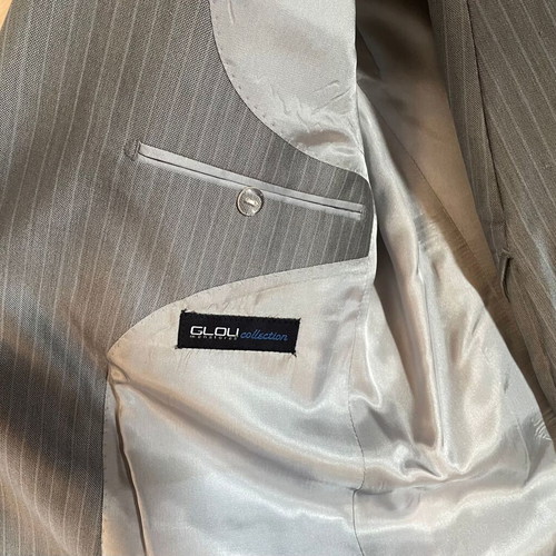 Italian suit size 52 with classic comfortable fit, jacket and trousers