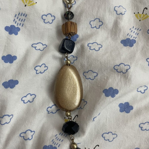Vintage necklace like new, beige and brown