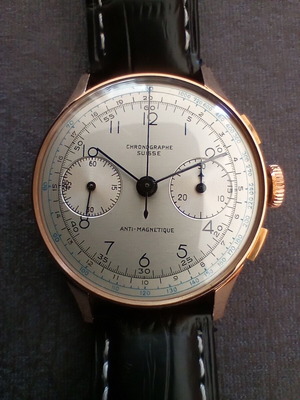 Chronograph Suisse 18k watch like new, men's gold