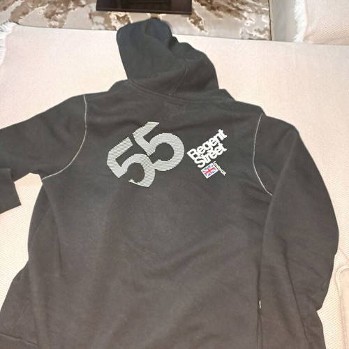 Men's hoodie size L black like new with zipper