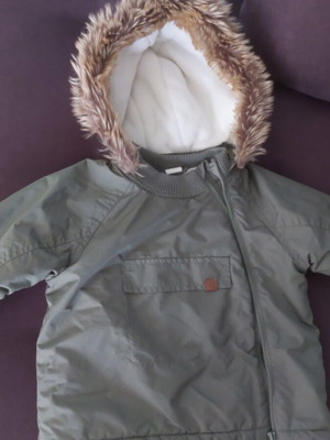 Παιδικό μπουφάν με κουκούλα και γουνινη επένδυση H&M σαν καινούργιο
