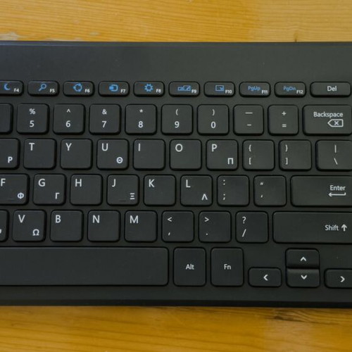 Microsoft all in one wireless keyboard with English and Greek layout