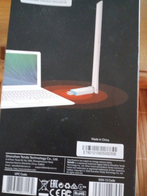 Tenda USB wireless WiFi adapter for PC and laptop