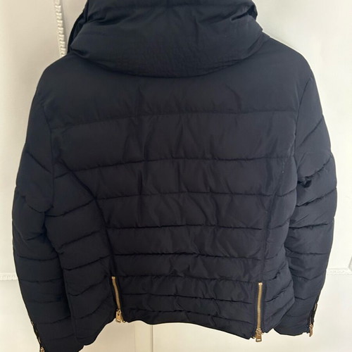 Zara black puffer short jacket size L used