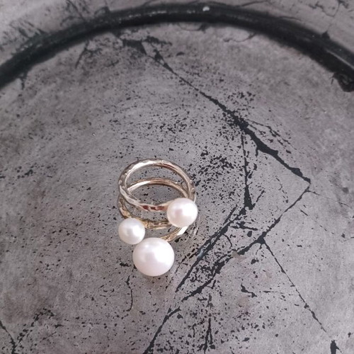 Silver gold-plated ring with 3 pearls new