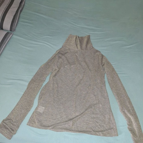 Blouse long-sleeve with turtleneck like new, size M, black