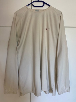 Nike T-shirt
