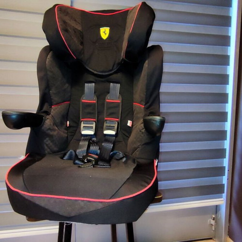 Child Car Seat 9–36kg used, ECE R44/04 certified