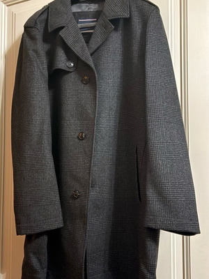 Tommy Hilfiger men's charcoal grey coat like new, size 54, wool