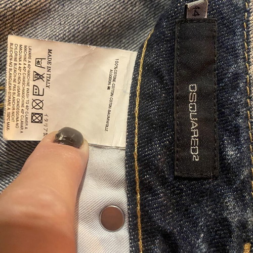 Dsquared2 Cropped Jeans like new, vintage with leather biker patch