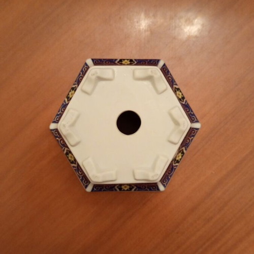 Vintage hexagonal Imari style porcelain planter, 8.5 cm