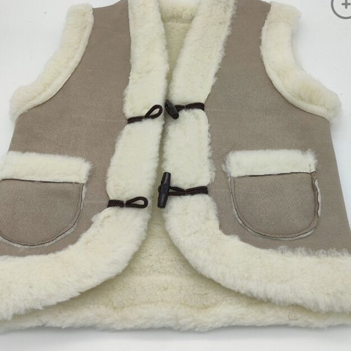 Children's vest made of natural wool new
