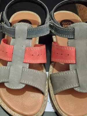 Gioseppo kids sandals new, size 32, gray orange