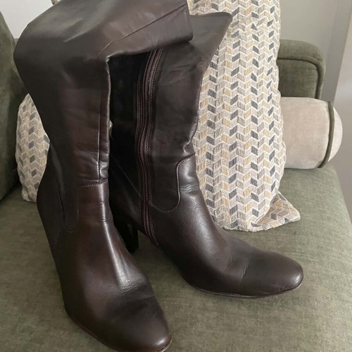 Women's boots like new, pack of 4, size 40