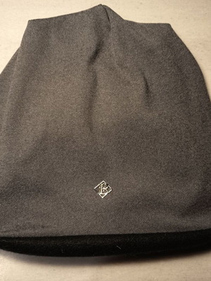 Gray beanie new, size L, soft fabric