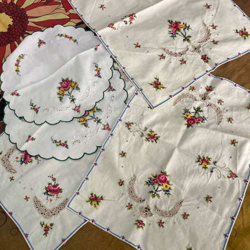 Vintage napkins used, pack of 5, handmade embroidered