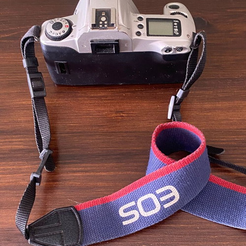 Canon EOS 300 (Rebel 2000) SLR camera body used