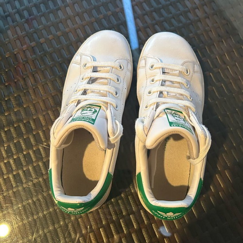 Adidas Stan Smith kids' athletic shoes size 35 used