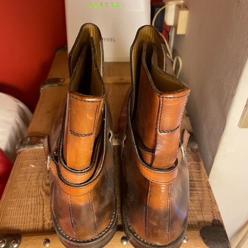 Men's leather boots new, size 44, Made in Italy Tuscany