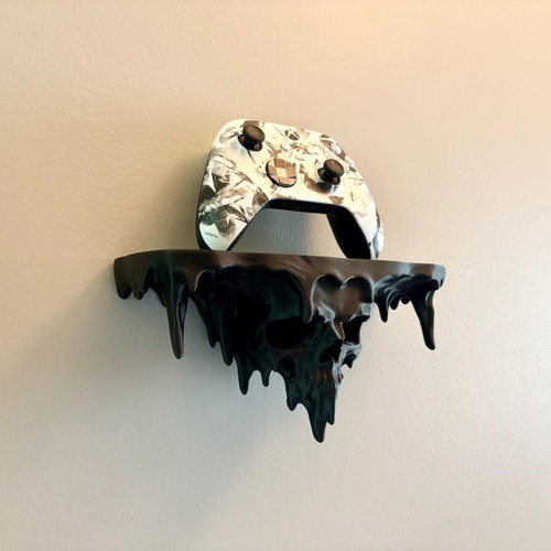 Wall shelf new with melted skull design for style