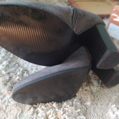 3/4 Gray Suede Boots like new with high thick heel and inner fur