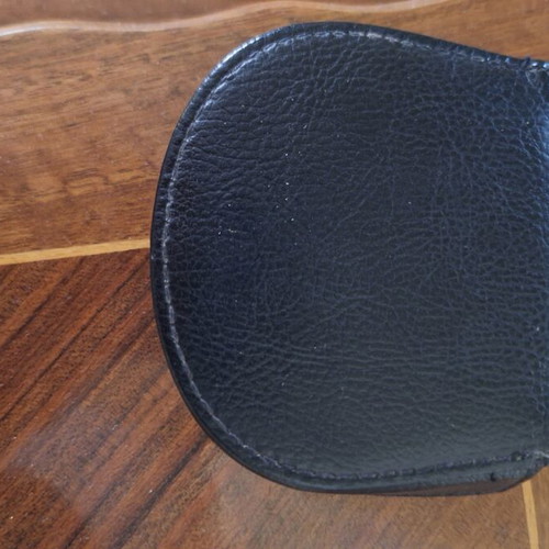 Coin purse horseshoe shape black, unused