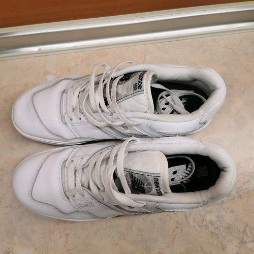 New Balance 550 sport shoes size 40.5 like new