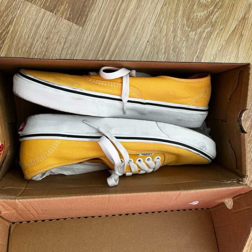 Vans branded shoes yellow like new, size 39