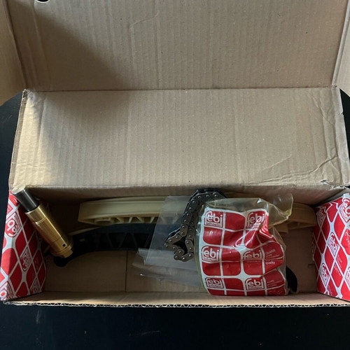 Mercedes CLK 200 W209,W171,W203,W211 Timing Chain Set new