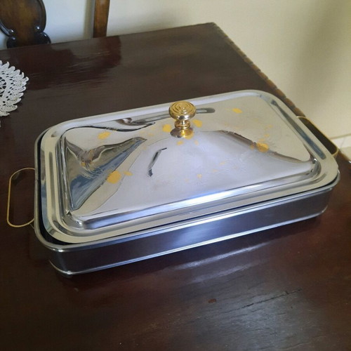 Stainless Steel Chafing Dish with Lid and Gold Details new