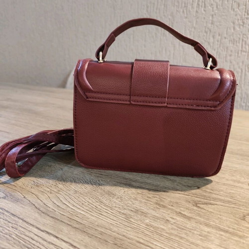 Burgundy crossbody handbag new with strap