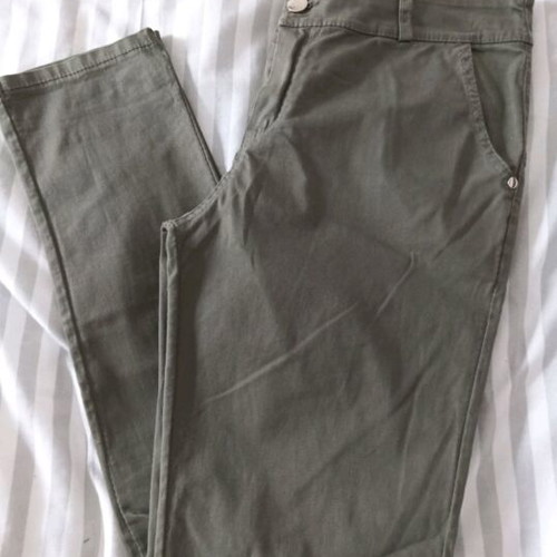 Attrattivo women's pants medium khaki like new