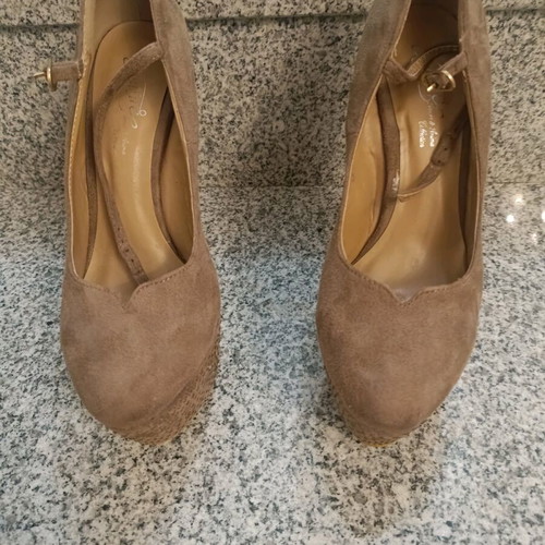 Suede platform shoes with rhinestones and strap, new, beige
