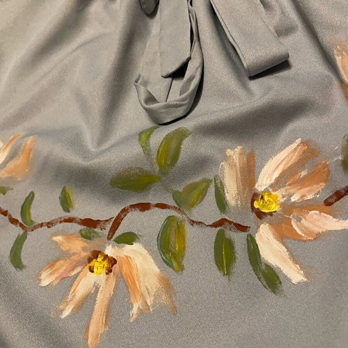 Painted blouse in gray ciel color