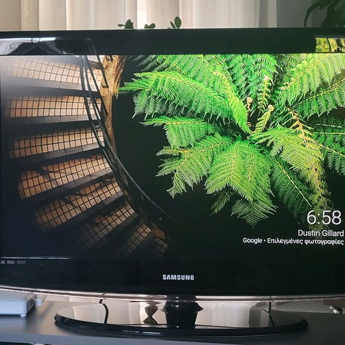 Samsung LCD TV LE32B450C4W 32'' HD Ready like new