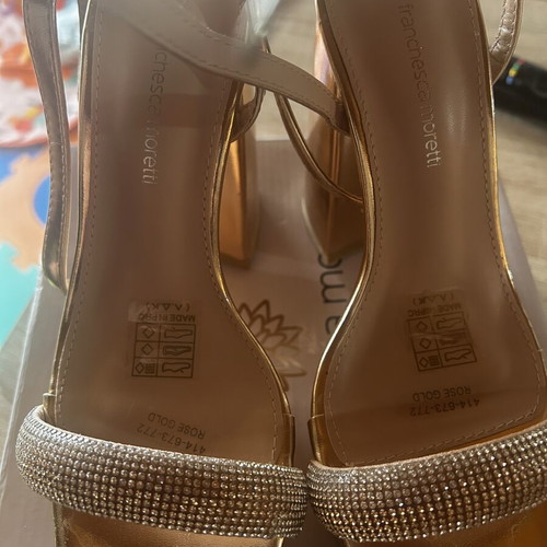 Franchesca Moretti sandals size 36 used, rose gold