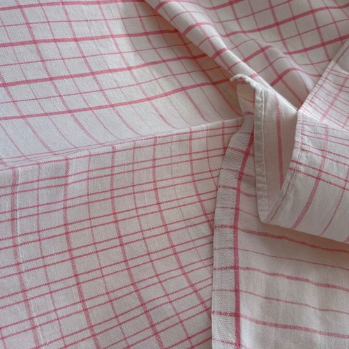 Linen tablecloth new with pink checkered pattern