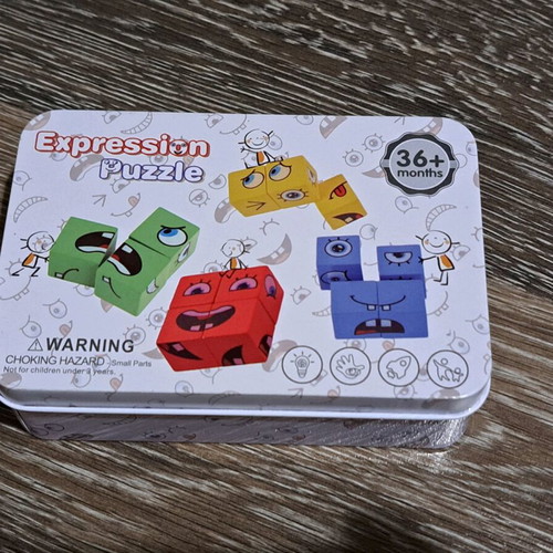 Expression Puzzle board game new with wooden cubes