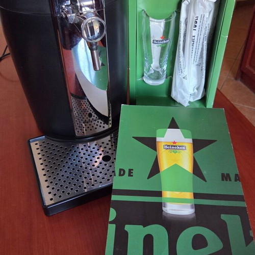 Krups BeerTender beer tap device with Heineken glass and 3 tubes