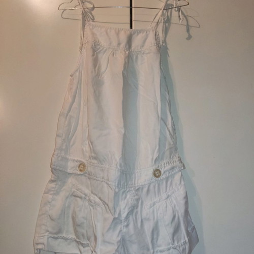 Dress, salopette and bermuda dress used, pack for 6 euros