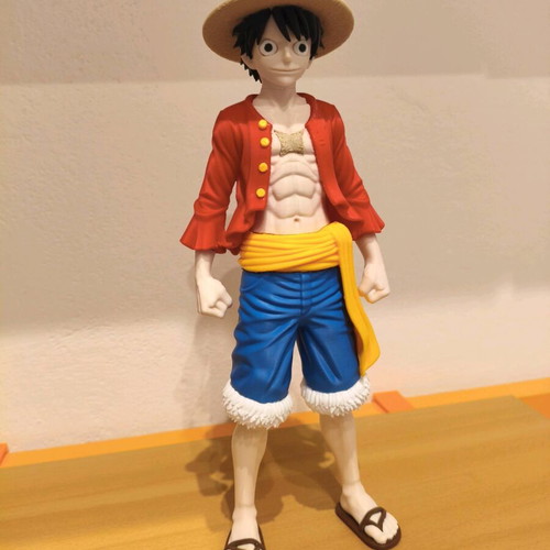 Monkey D. Luffy figure like new, 27 cm