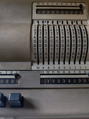 Mechanical calculator Odhner model 239 new