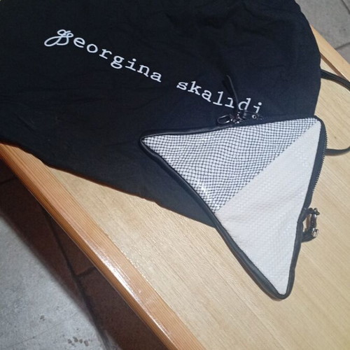 Georgina Skalidi crossbody bag like new, black with white detail