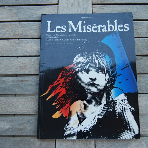 Les Misérables sheet music piano and vocal like new
