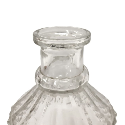 Vintage pressed glass decanter with diamond relief and stopper 0.75 L like new