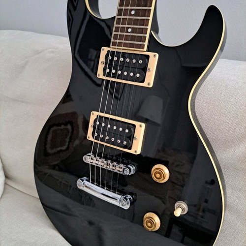 Electric guitar with Laney amplifier like new
