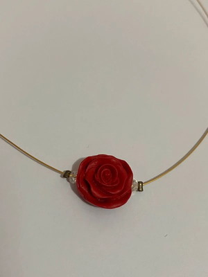 Rose necklace like new, red and gold, 40 cm