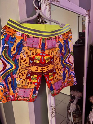 Set Elli’s and Christina’s collaboration bustier and biker leggings new, multicolor